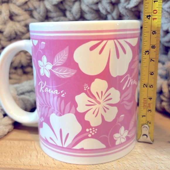 Treasures of Aloha ceramic mug - Picture 6 of 8